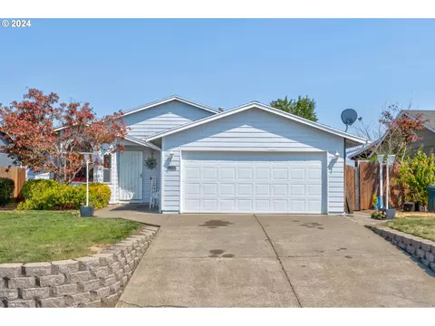 1208 SE Appleseed Dr, Dallas, OR 97338
