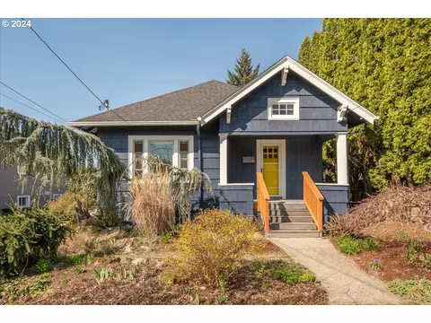 141 SE 84th Ave, Portland, OR 97216