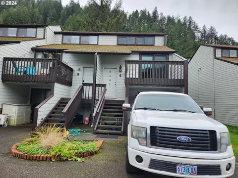 43605 State Highway 38 #6, Reedsport, OR 97467