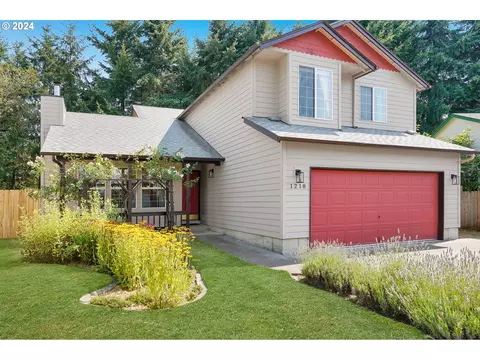 1218 NE Conroy Pl, Corvallis, OR 97330