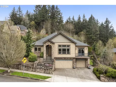 3431 NW Lacamas Ln, Camas, WA 98607