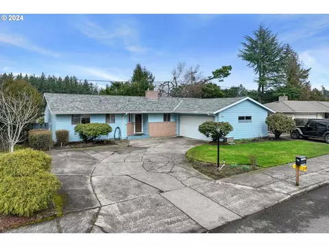 17031 SE Rhone St, Portland, OR 97236