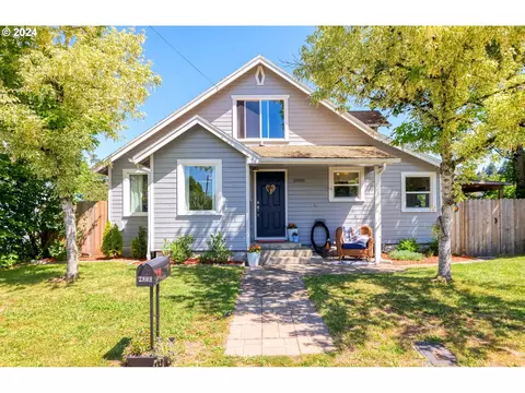 2808 E 8th St, Vancouver, WA 98661