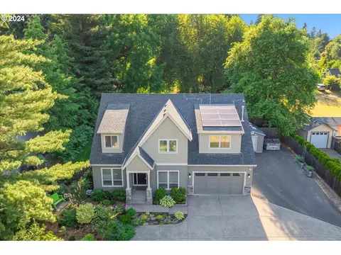 9190 SW Edgewood St, Portland, OR 97223