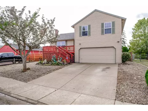363 NW Denton Ave, Dallas, OR 97338