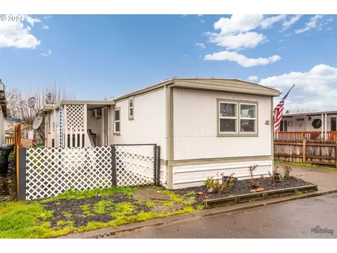 5335 Daisy St #45, Springfield, OR 97478