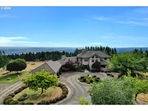18200 NE Sunrise Peaks Ln, Hillsboro, OR 97123