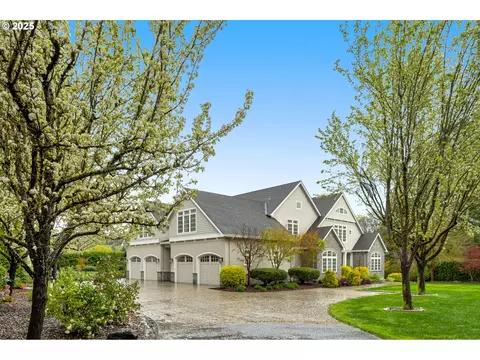 22726 SW Johnson Rd, West Linn, OR 97068