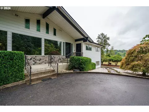 1919 NW Hayes Rd, Woodland, WA 98674