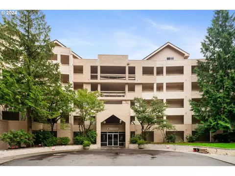 6645 W Burnside Rd #534, Portland, OR 97210
