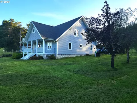 79876 Territorial Rd, Lorane, OR 97451