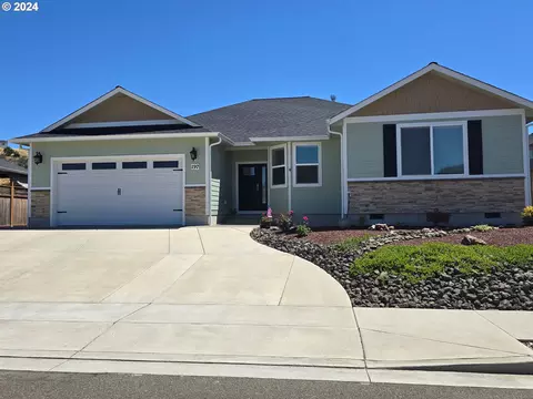 197 Wil Way, Winston, OR 97496