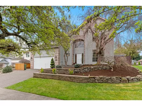 10580 SW Lucas Ct, Tualatin, OR 97062