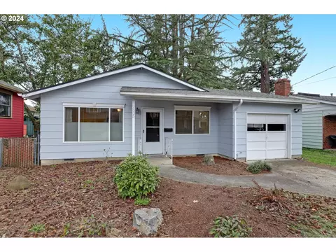 7535 SE Long St, Portland, OR 97206