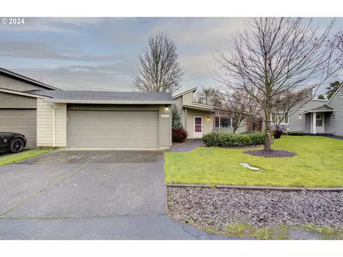 13709 NW Indian Spring Dr, Vancouver, WA 98685