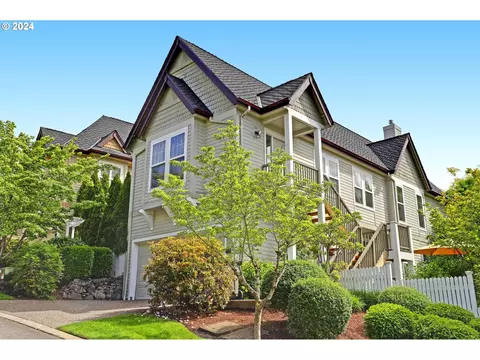 2315 NW Stimpson Ln, Portland, OR 97229