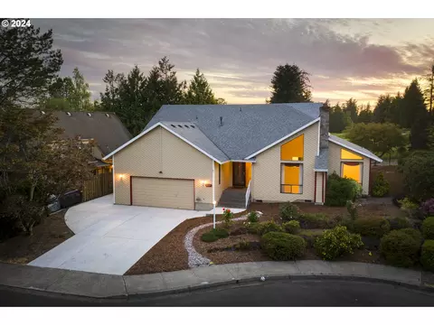 8557 SW 90th Ave, Portland, OR 97223