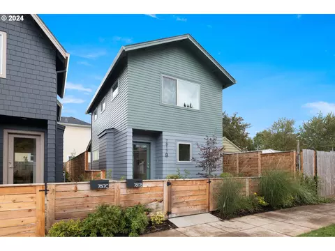 7817 N Portsmouth Ave #B, Portland, OR 97203
