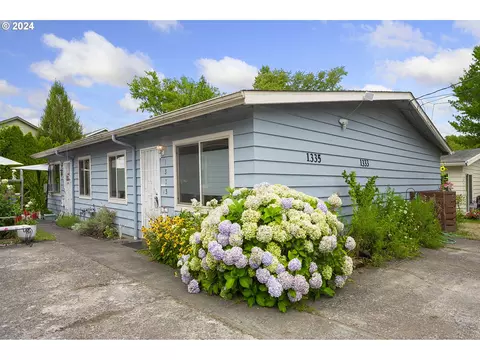 1333 SE 85th Ave, Portland, OR 97216
