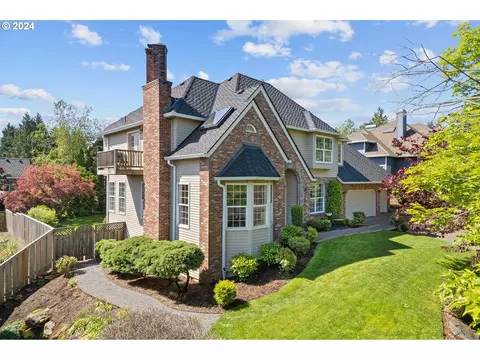 3503 Chelan Dr, West Linn, OR 97068