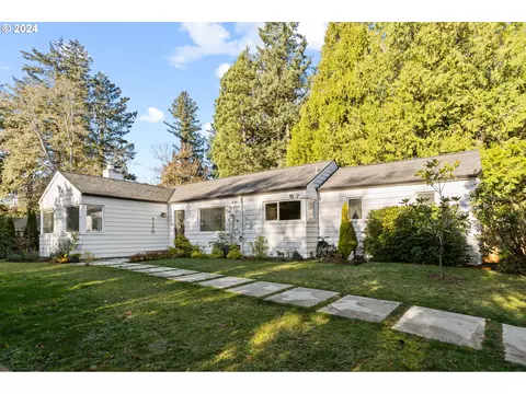 7170 SW Benz Park Dr, Portland, OR 97225
