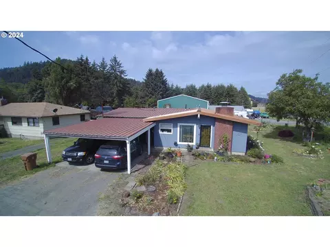 109 Ina St, Myrtle Creek, OR 97457
