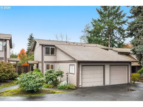 2373 SE 112th Ave #5, Portland, OR 97216
