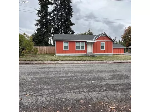 33428 NW Watts St, Scappoose, OR 97056