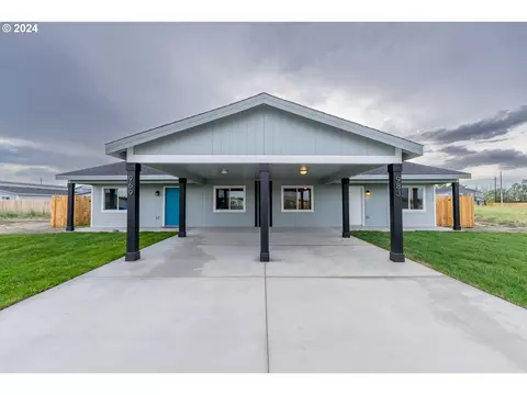 330 Stockton Ave, Umatilla, OR 97882