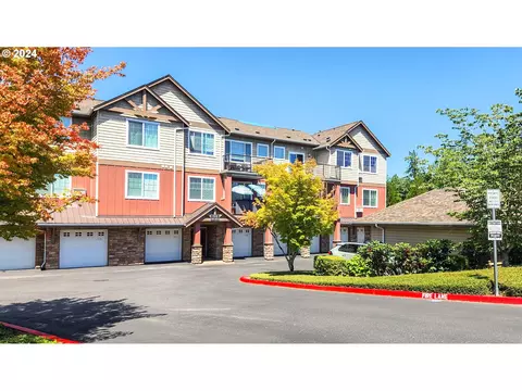 715 NW Falling Waters Ln #303, Portland, OR 97229
