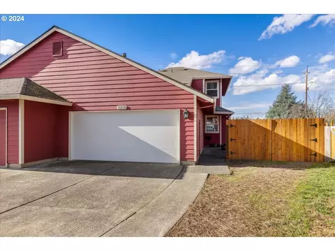 21870 SW Regal Ct, Beaverton, OR 97003