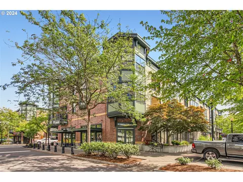1371 NE Orenco Station Pkwy, Hillsboro, OR 97124