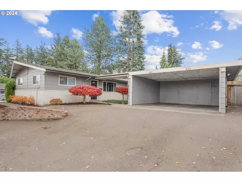 830 NW Division St, Gresham, OR 97030