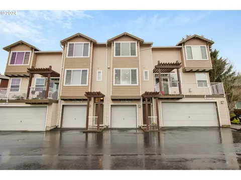 10783 SW Canterbury Ln #103, Portland, OR 97224