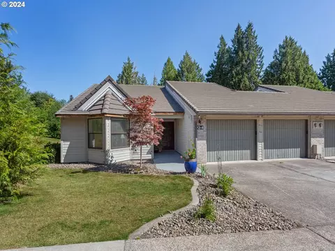 3300 NE 164th St #Q4, Ridgefield, WA 98642