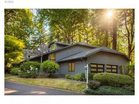 5028 SW Dosch Park Ln, Portland, OR 97239