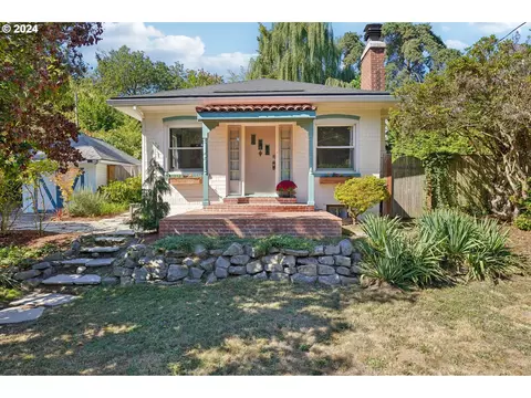 1279 SW Taylors Ferry Rd, Portland, OR 97219