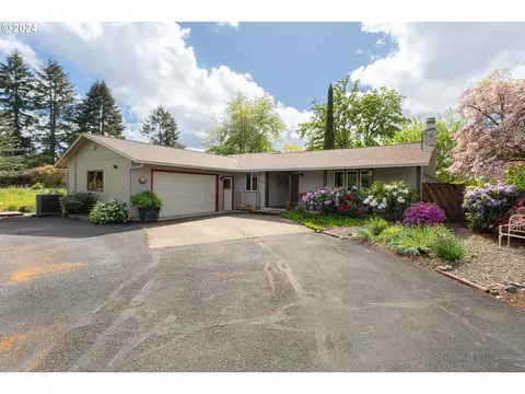 151 SW Civil Bend Ave, Winston, OR 97496