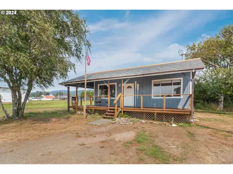 35405 Rueppel Ave, Pacific City, OR 97135