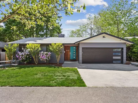 6723 SW 15th Ave, Portland, OR 97219