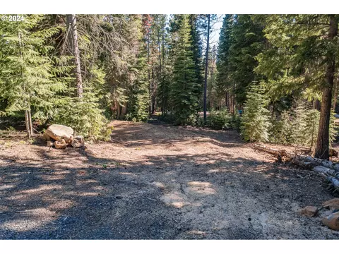 26 Aspen Highland Ct #26, Crescent Lake, OR 97733