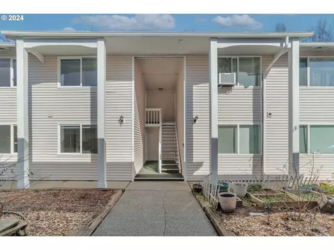 4420 Gibbons St, Vancouver, WA 98661