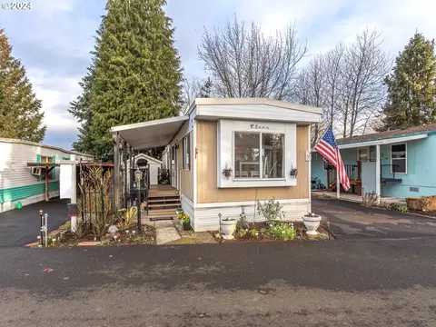 1004 NE 72nd St # 50, Vancouver, WA 98665