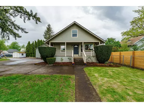 1215 G St, Washougal, WA 98671