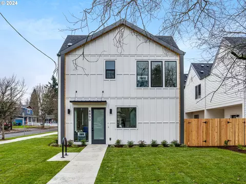 4990 SE Ogden St #4, Portland, OR 97206