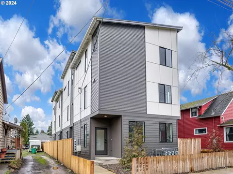 5922 N Michigan Ave #1, Portland, OR 97217