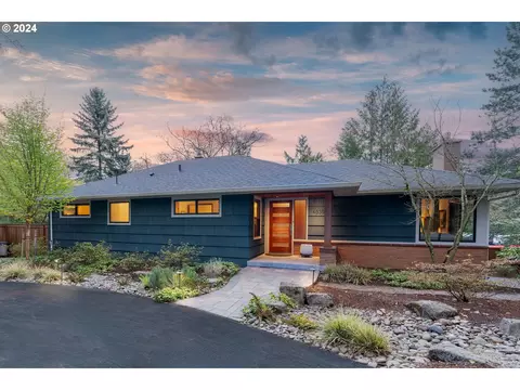 4535 SW Maplewood Rd, Portland, OR 97219