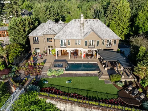 12780 S Fielding Rd, Lake Oswego, OR 97034