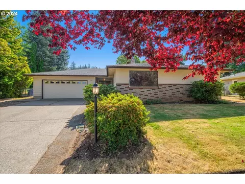 1142 SE 214th Ave, Gresham, OR 97030