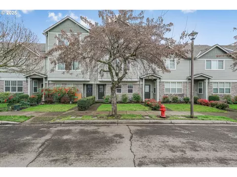 18638 SW 92nd Ter, Tualatin, OR 97062
